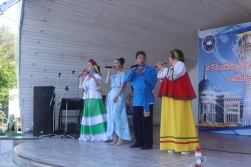 Песнями о любимой столице отметили День Астаны этнокультурные объединения областного Дома Дружбы